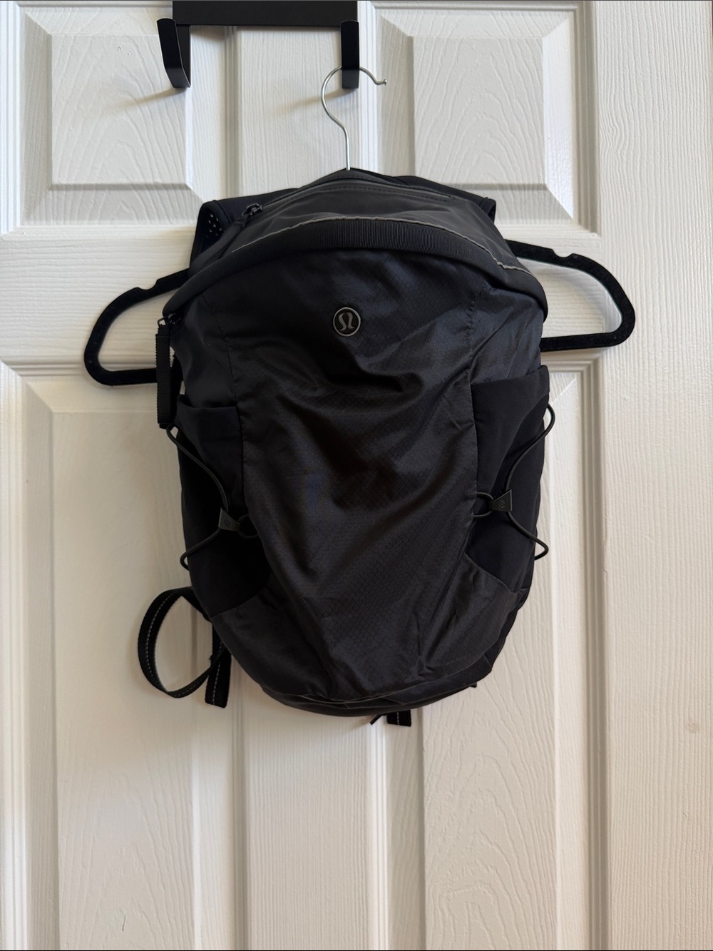 lululemon athletica Black Woman’s and Men’s Run All Day Backpack